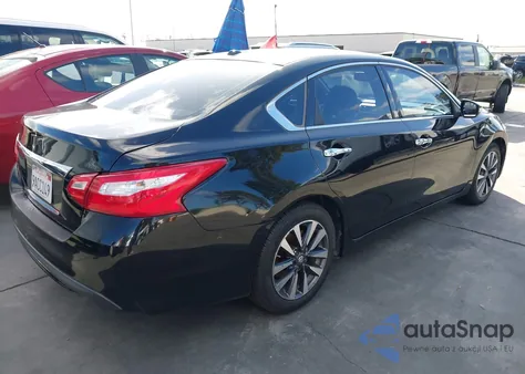 2017 Nissan Altima 2.5/2.5 S/2.5 Sl/2.5 Sr/2.5 Sv z USA, uszkodzony, nr VIN 1N4AL3AP5HC116626